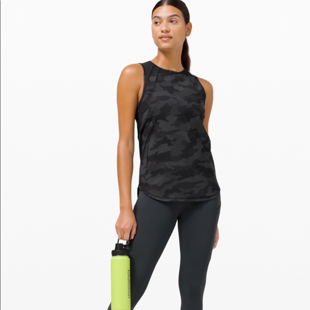 !sold! lululemon black camo sculpt tank
